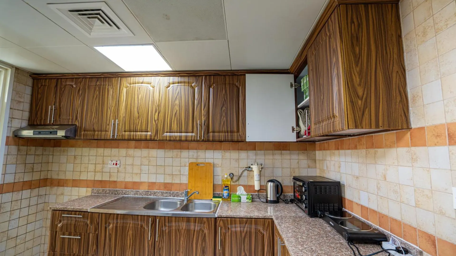 Проживание в семье Tourist Homes Baith Al Jannah L L C - New Private Rooms - Abu Dhabi - Shabiya12