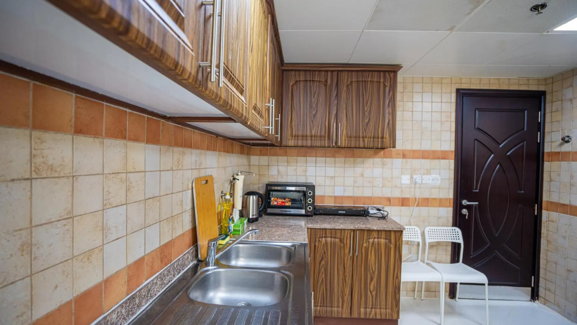 Tourist Homes Baith Al Jannah L L C - New Private Rooms - Abu Dhabi - Shabiya12