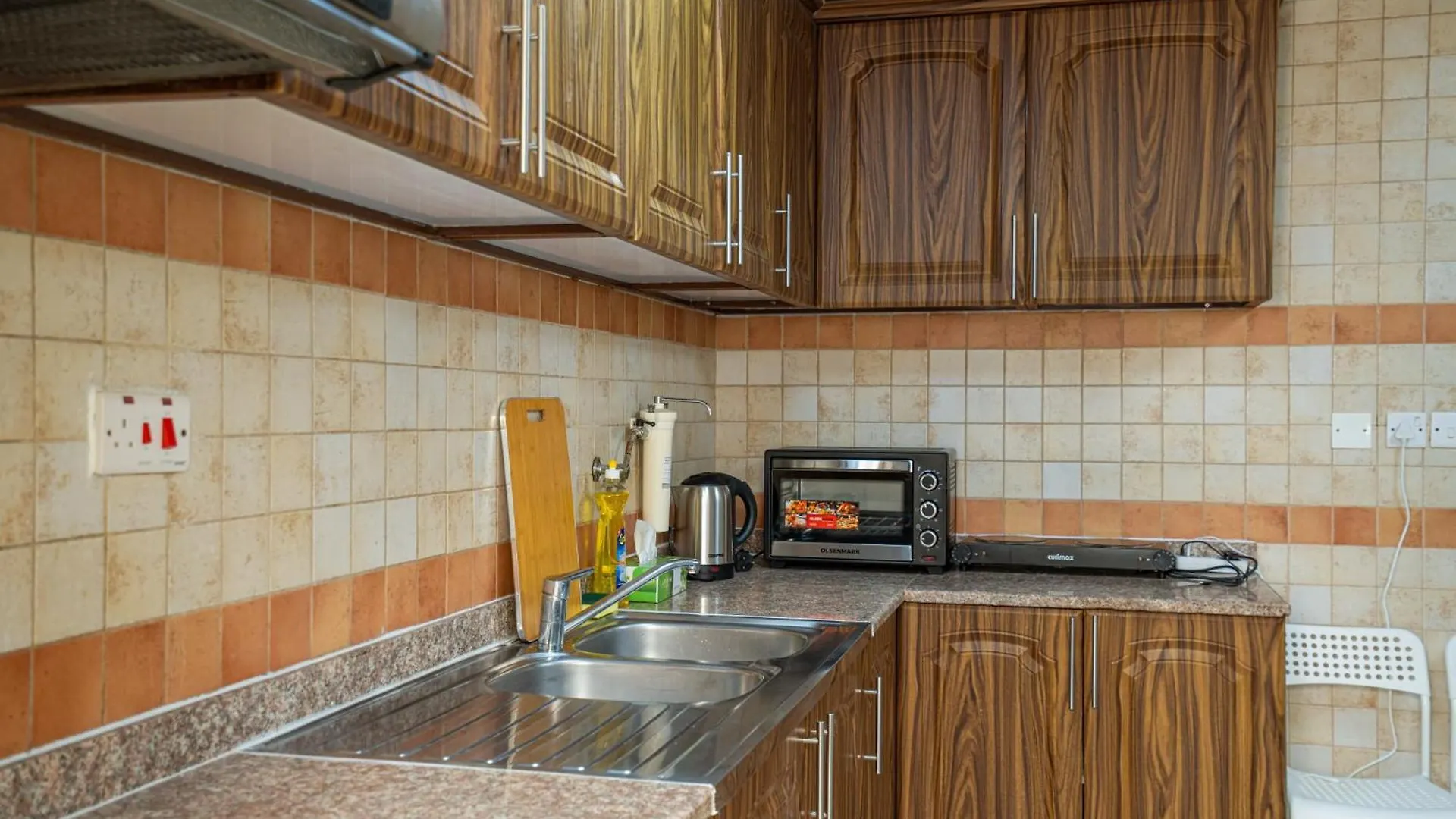 Tourist Homes Baith Al Jannah L L C - New Private Rooms - Abu Dhabi - Shabiya12