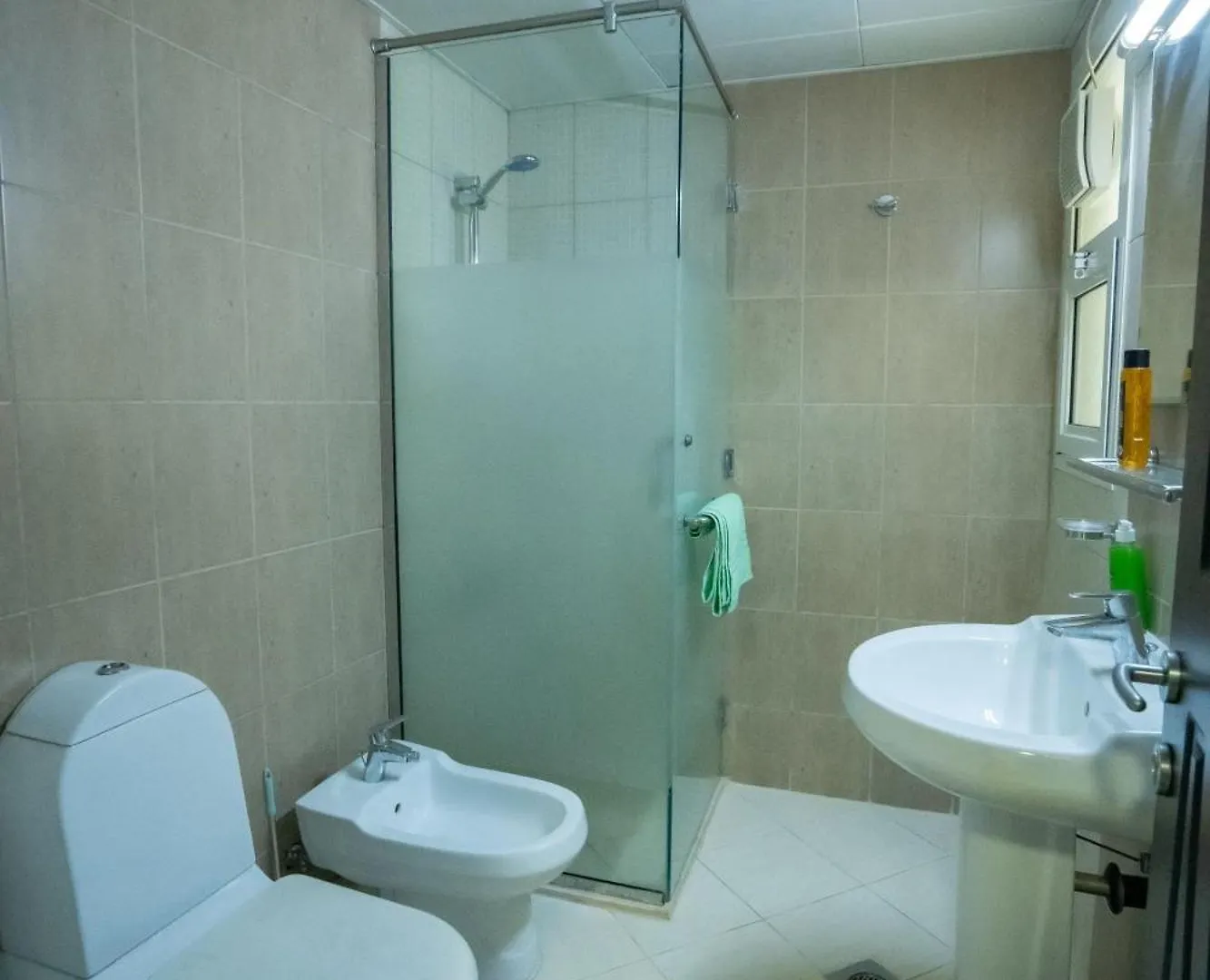 Tourist Homes Baith Al Jannah L L C - New Private Rooms - Abu Dhabi - Shabiya12 0*,